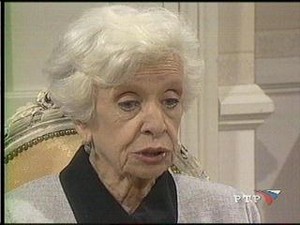 angelica (lydia lamaison)